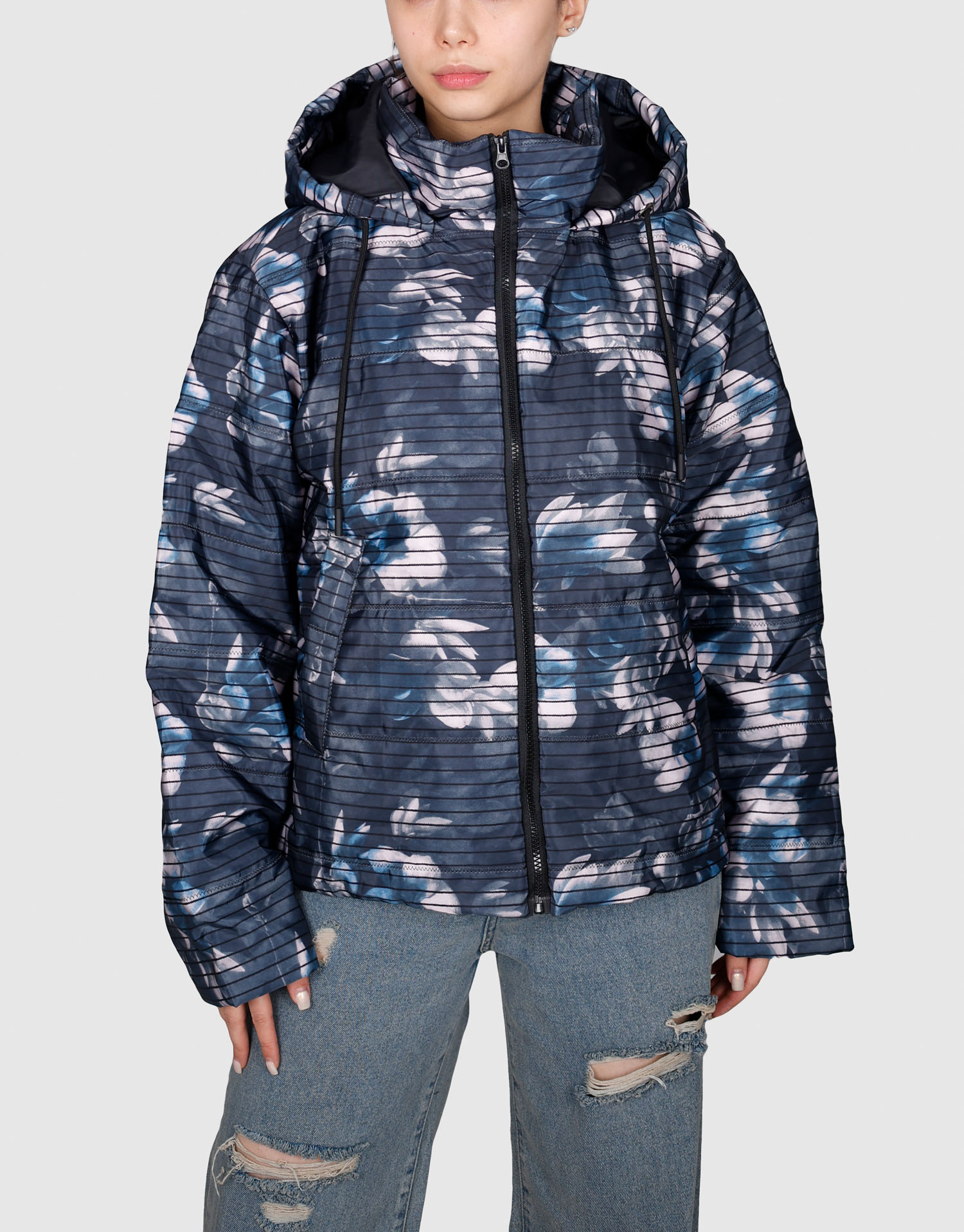 کاپشن طرح دار