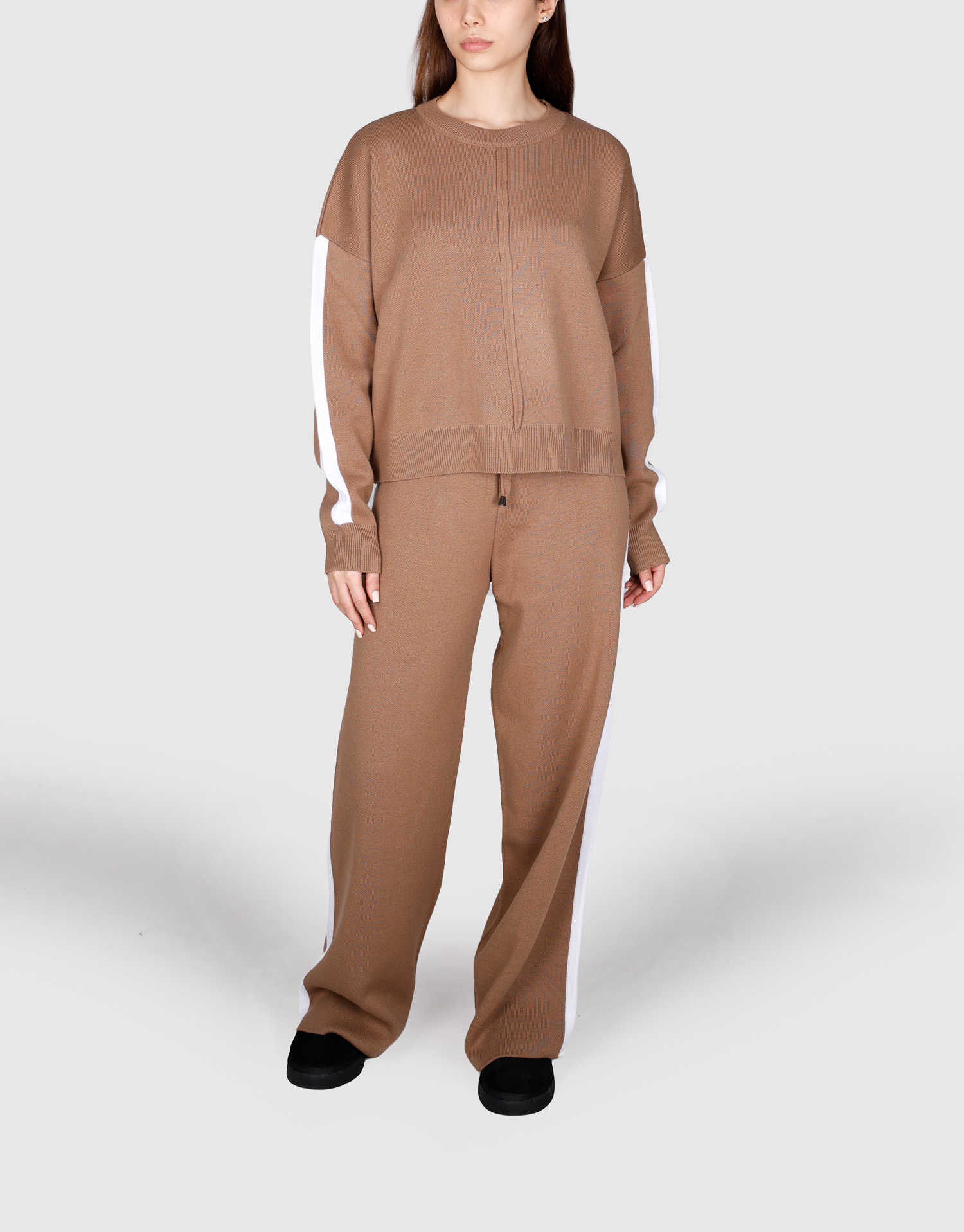 بلوز شلوار حاشیه نوار کرم سفید