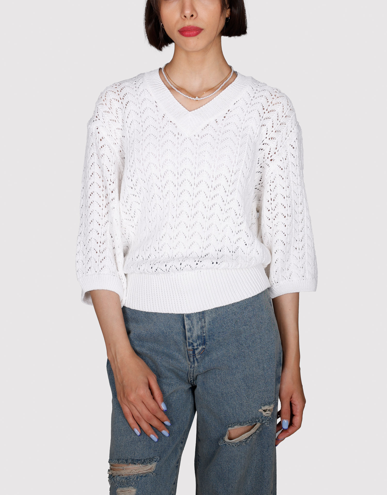 بلوز آستین سه ربع سفید