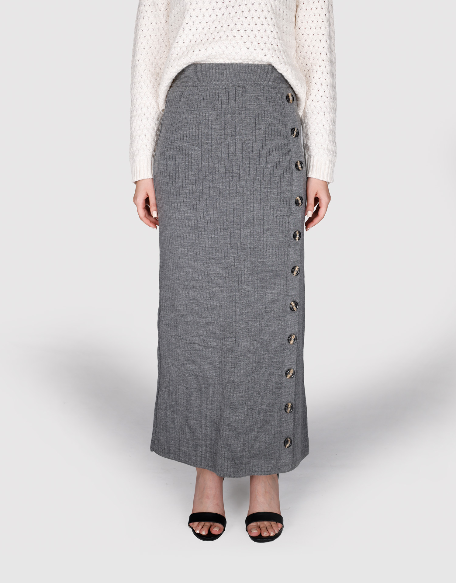 دامن کنار دکمه طوسی