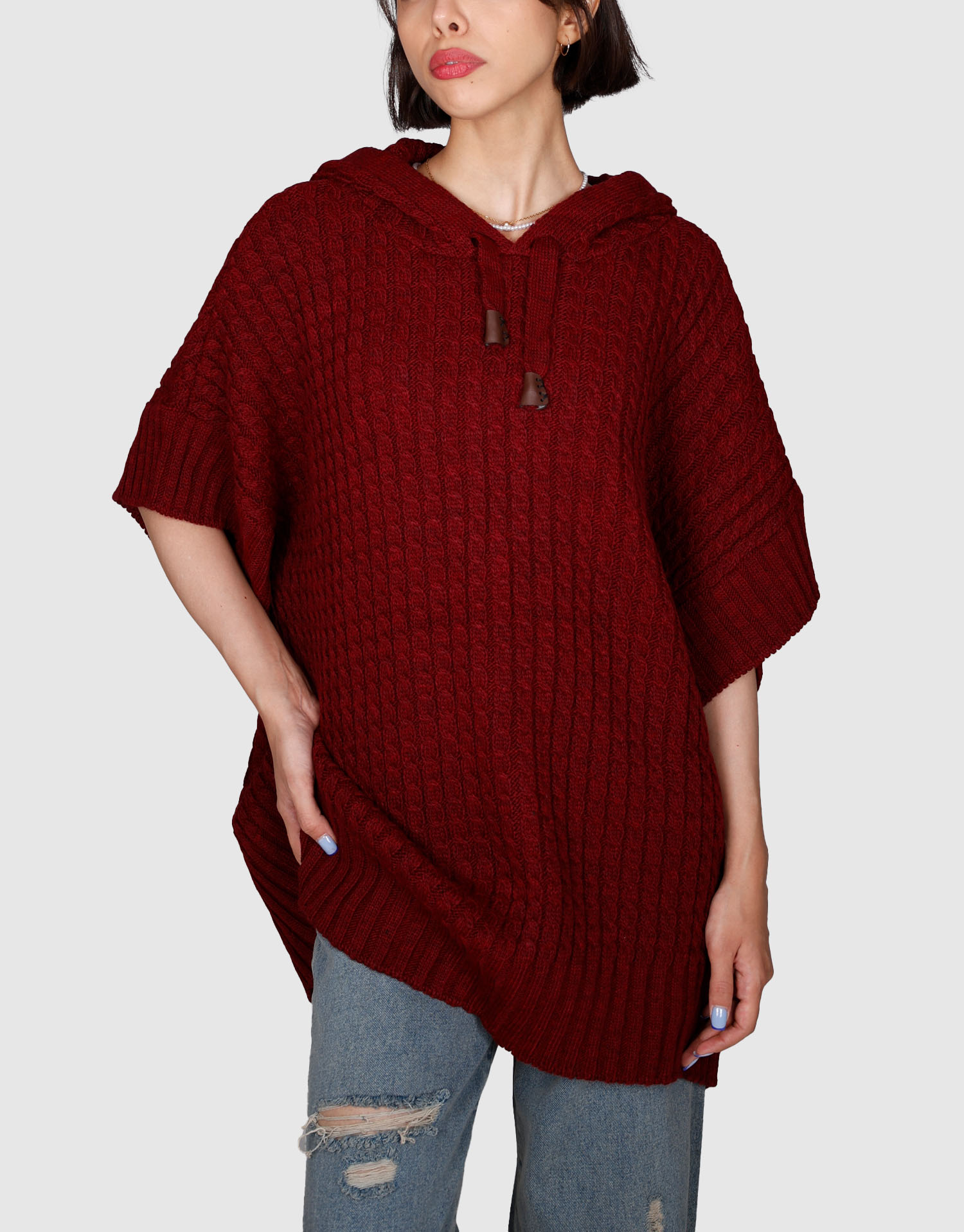 پانچو کلاهدار زرشکی