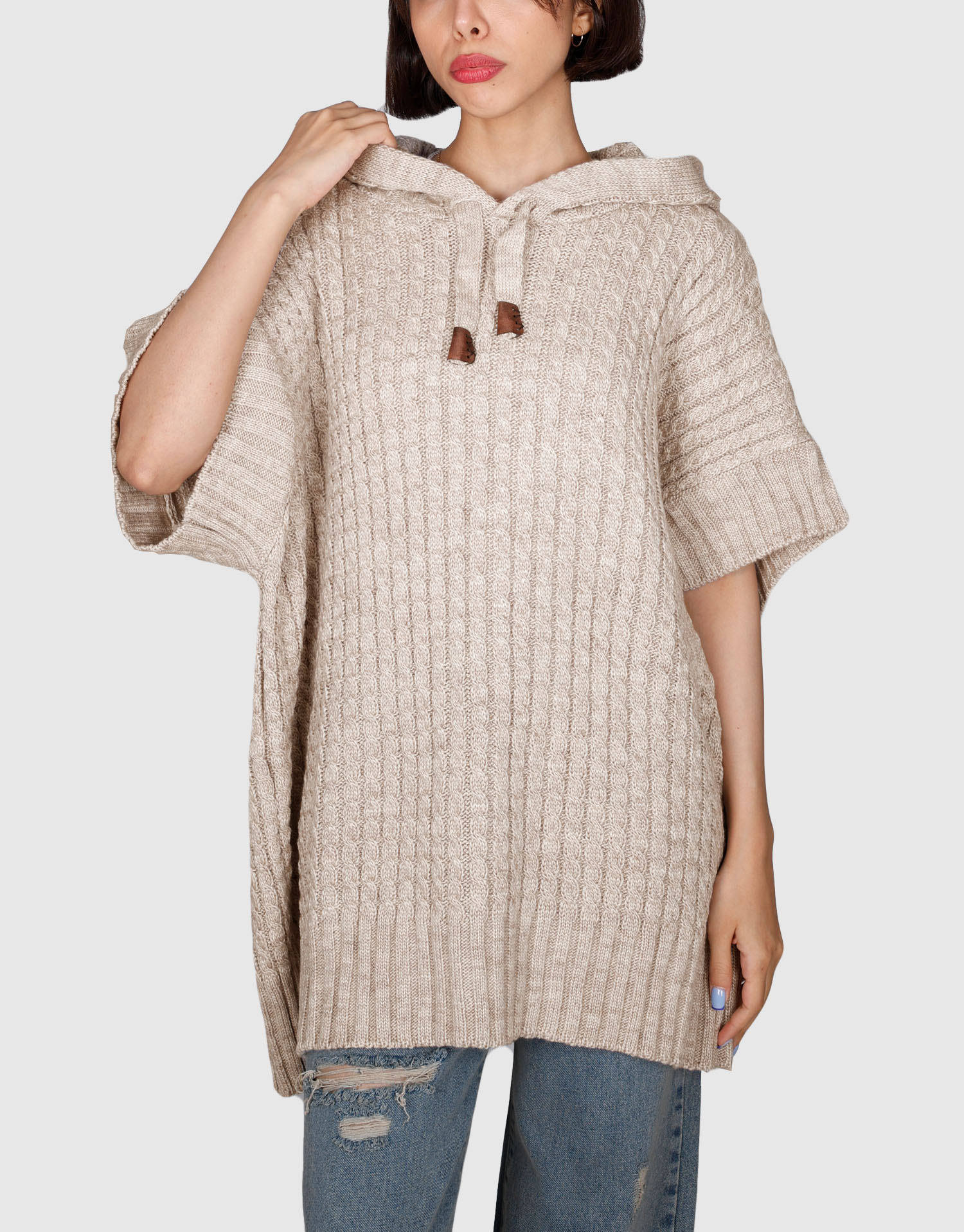 پانچو کلاهدار کرم