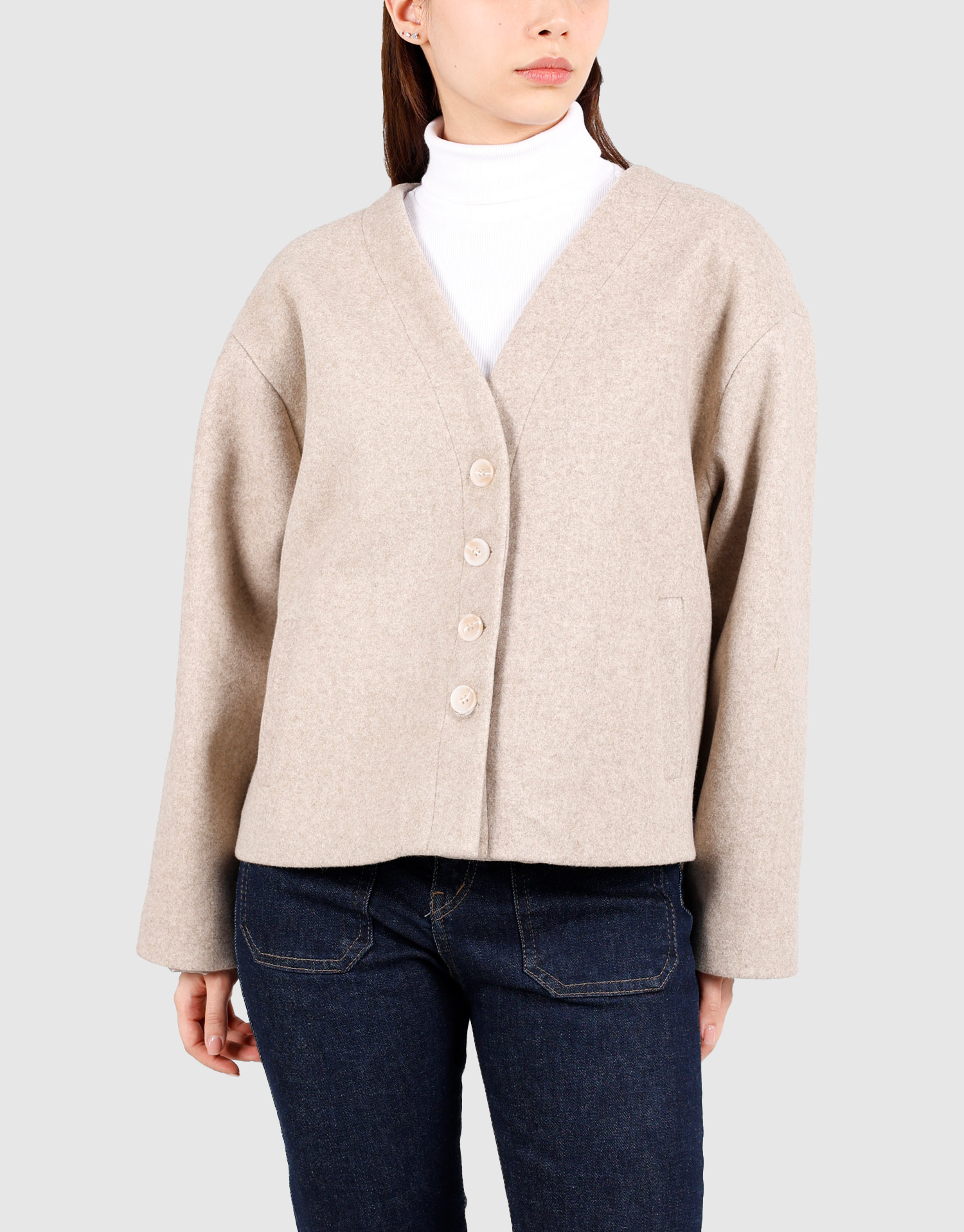 کت چهار دکمه کرم