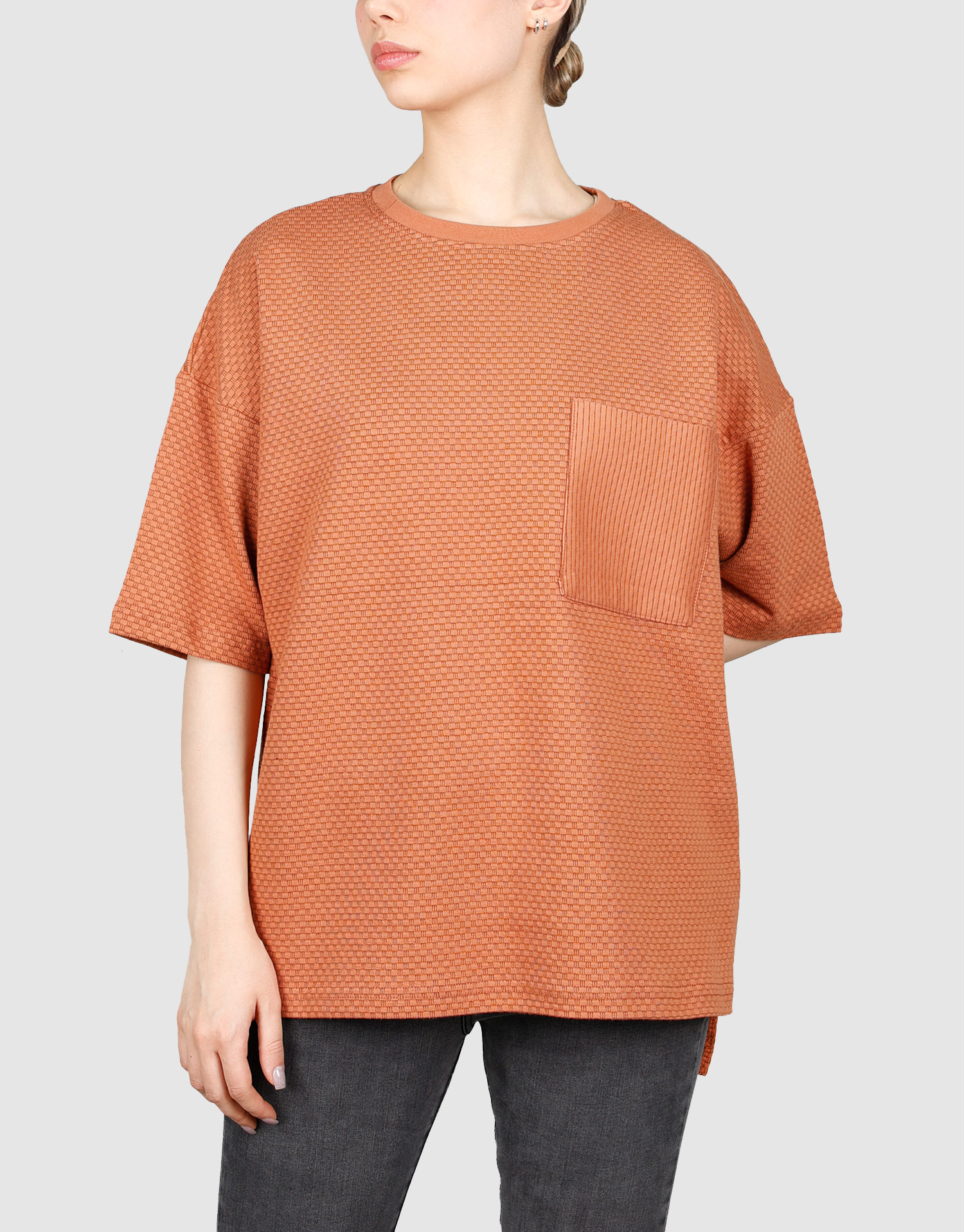 تیشرت طرح آجری