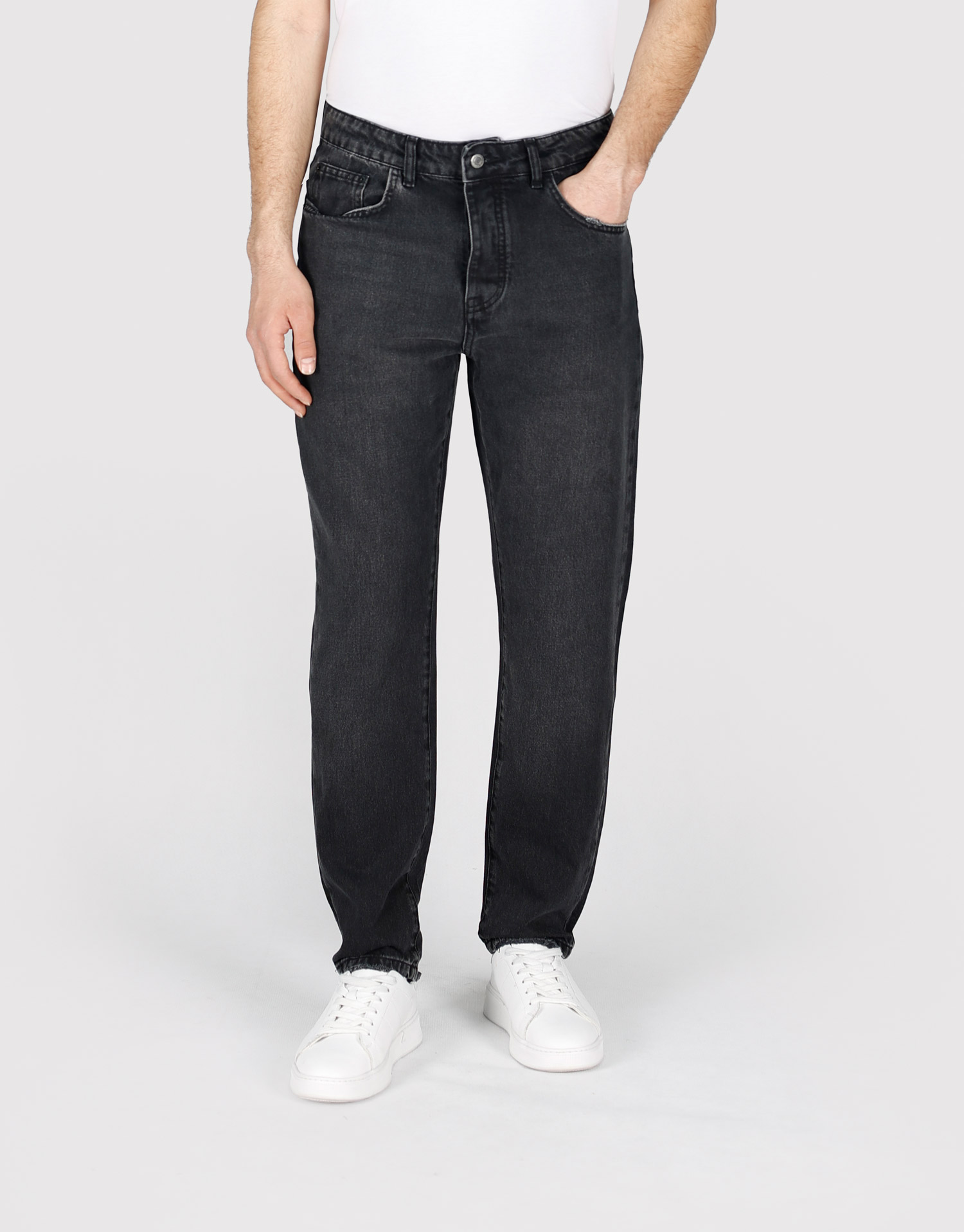 شلوار جین مام فیت ذغالی