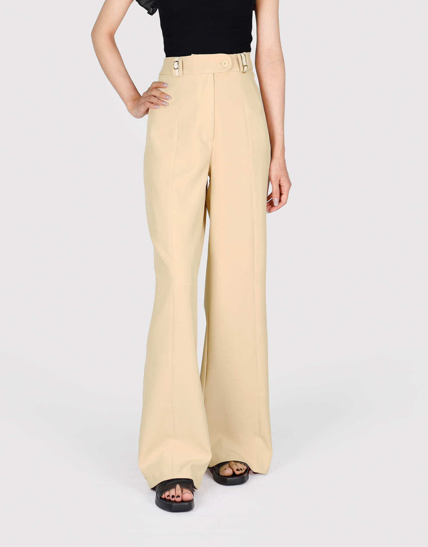 شلوار سگکدار