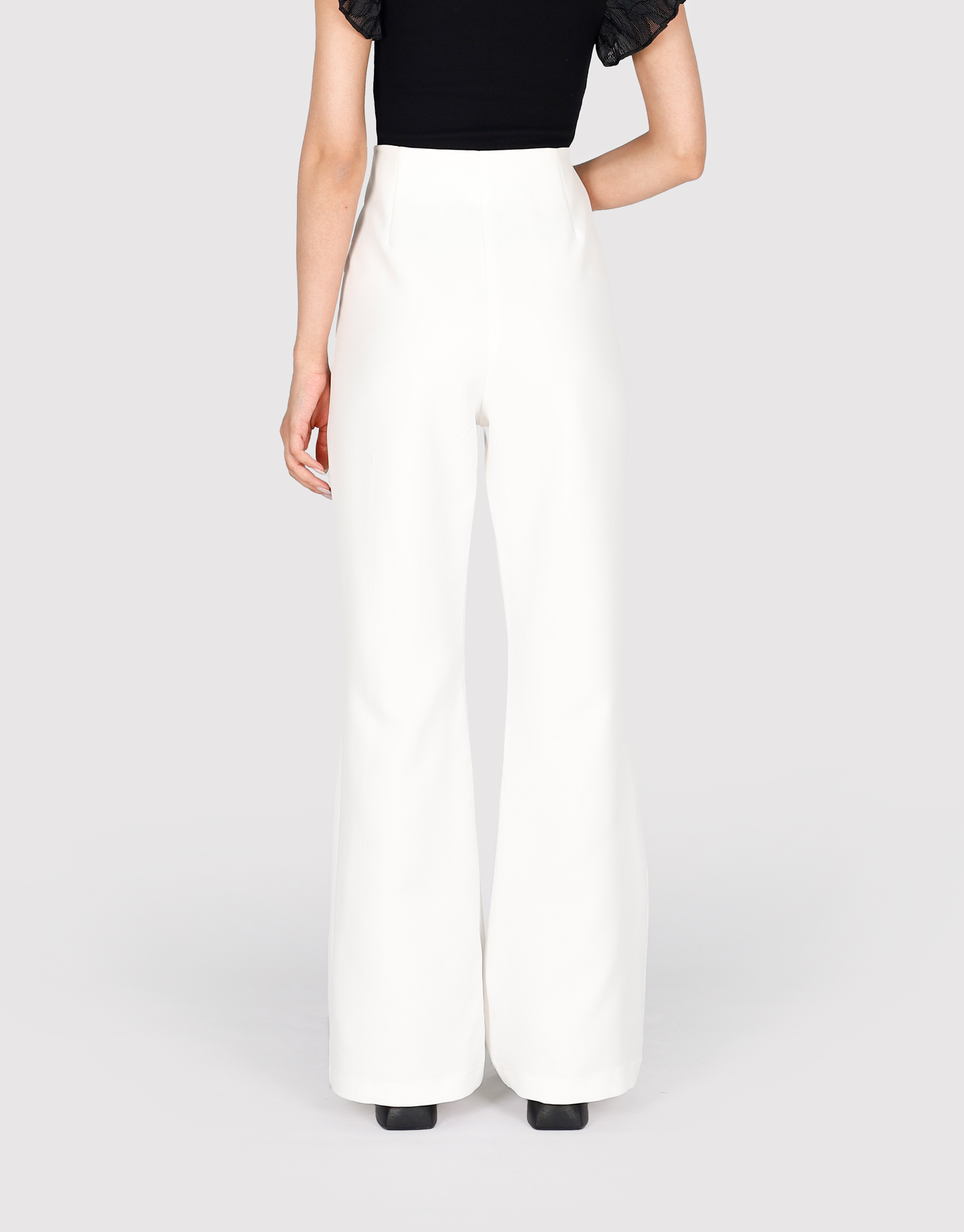 شلوار بغل سگک دار