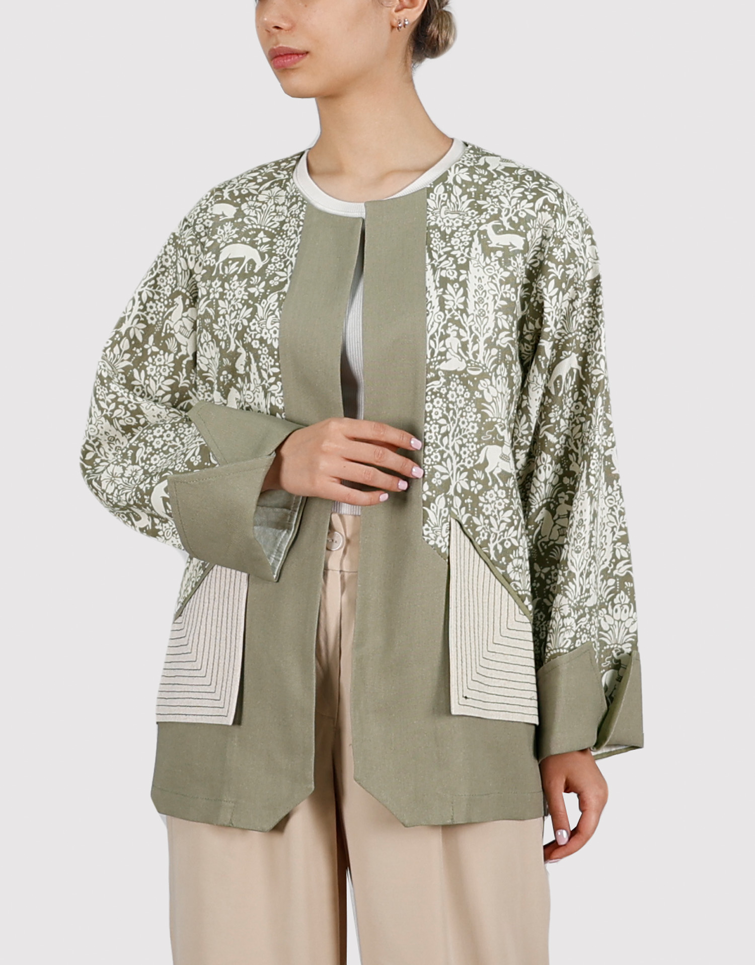 کت طرحدار آستین دوبل