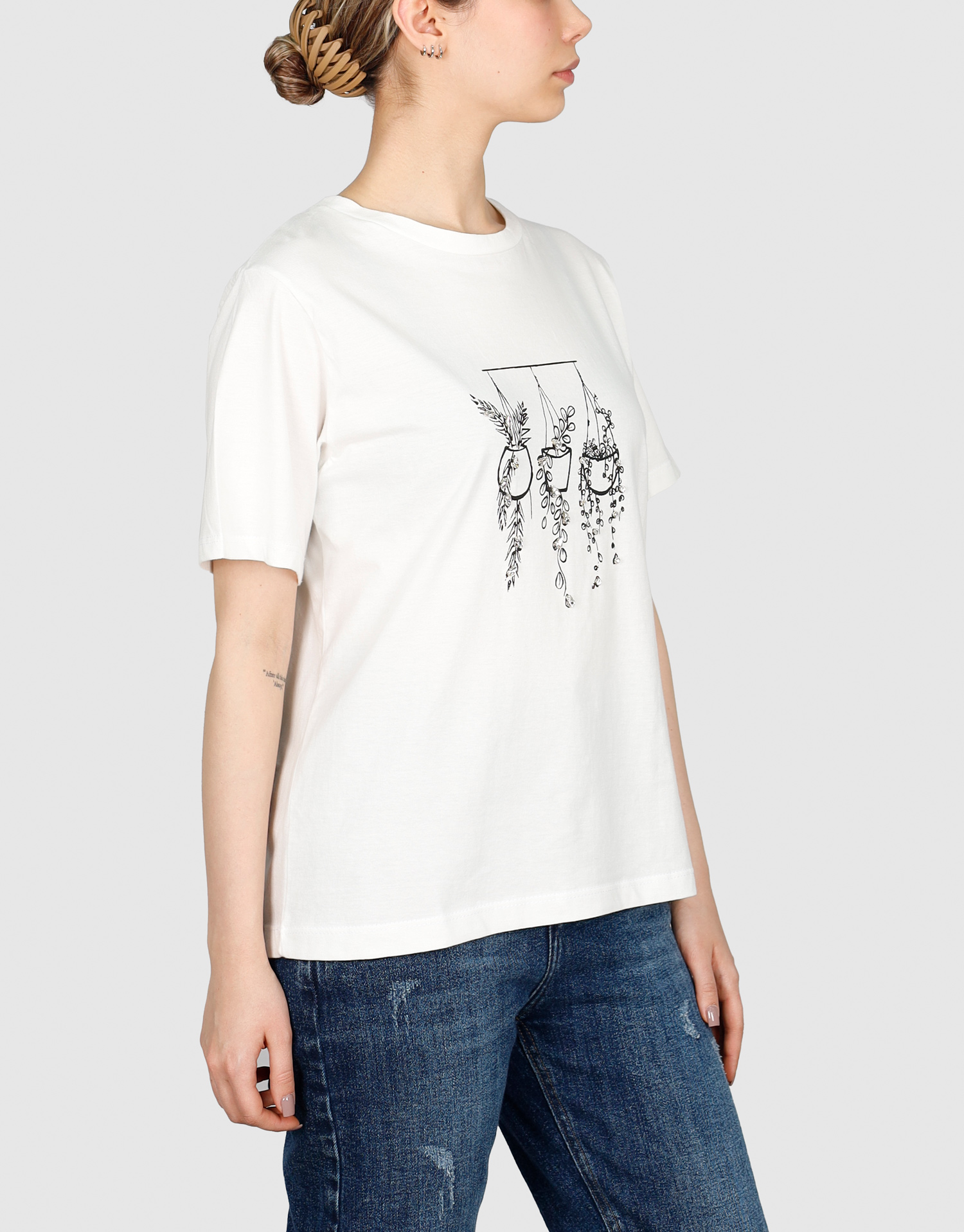 تیشرت نگین گلدان سفید