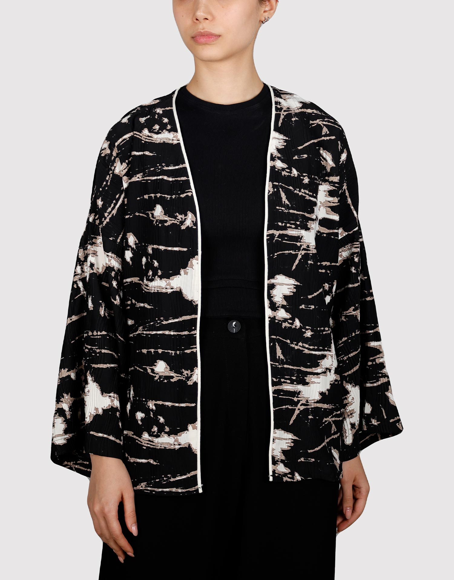 کت پلیسه طرحدار