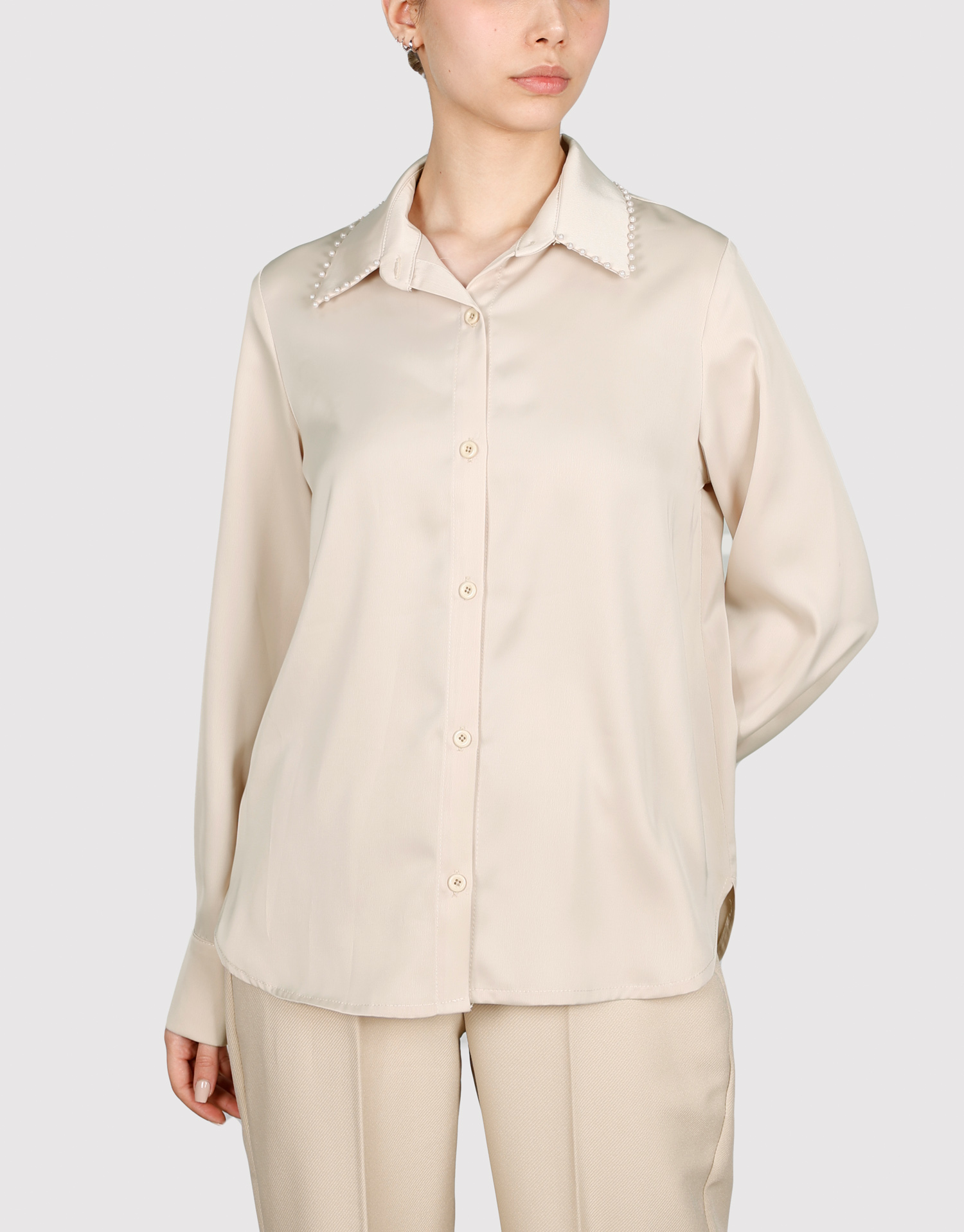 شومیز یقه مرواریدی کرم