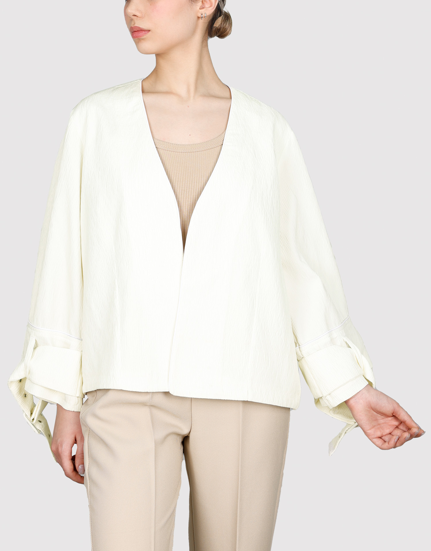 کت آستین کمربندی شیری