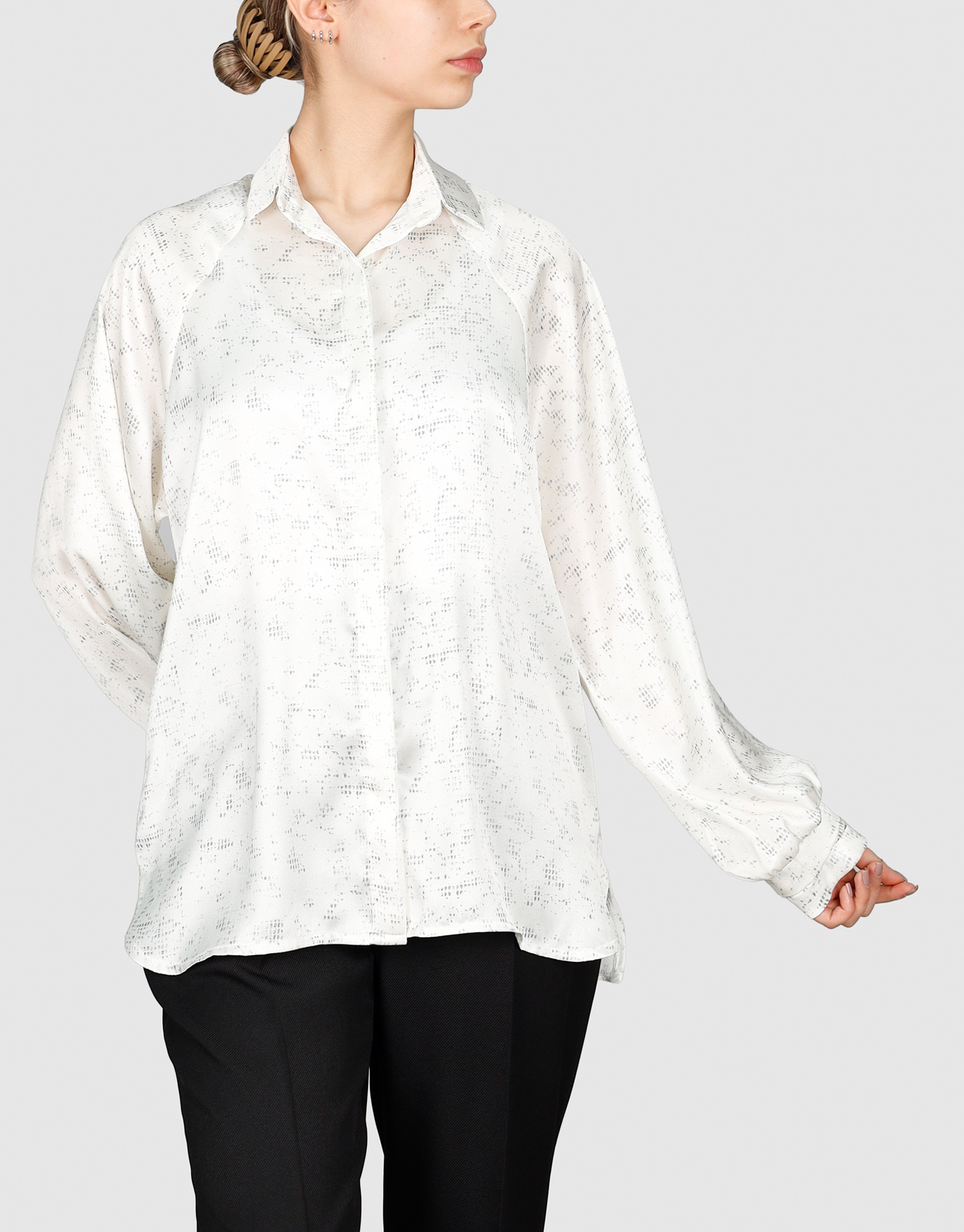 شومیز مچ پیلی سفید