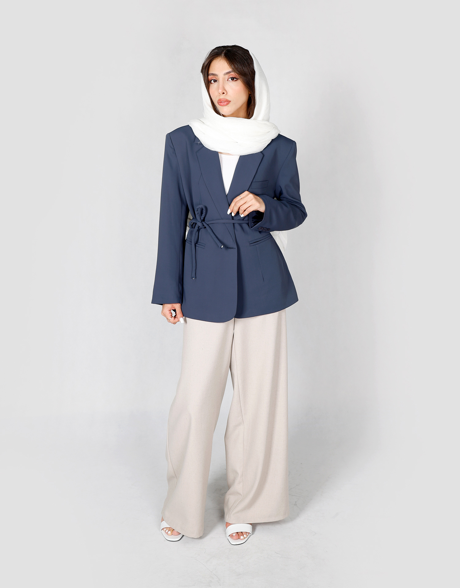 کت کمردار سرمه ای