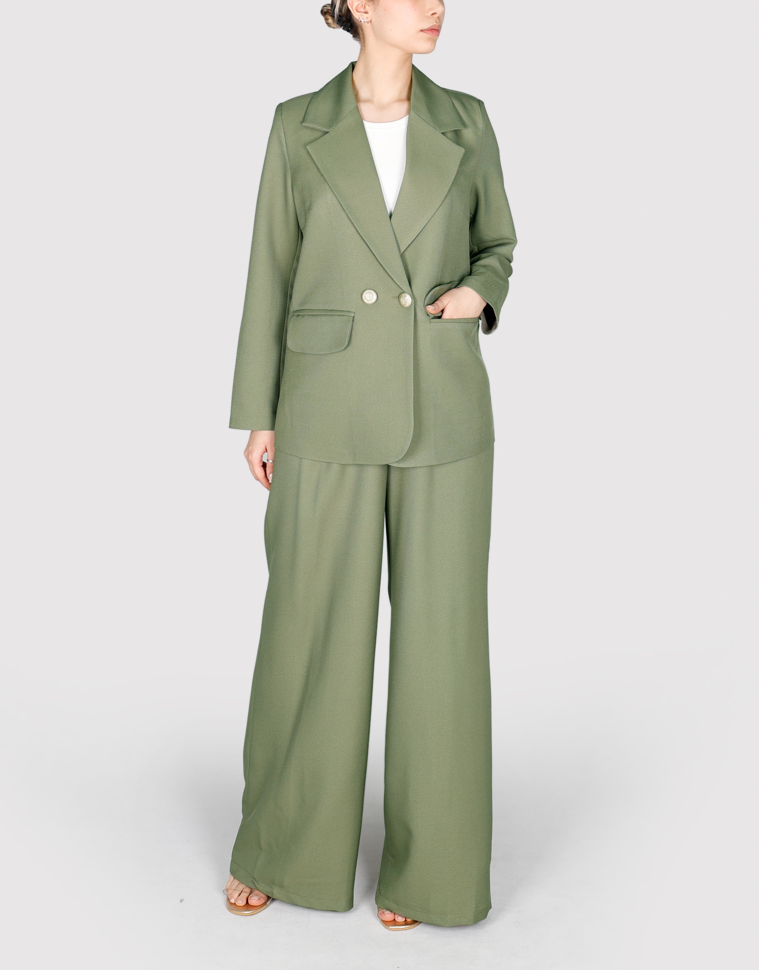 کت و شلوار یقه انگلیسی