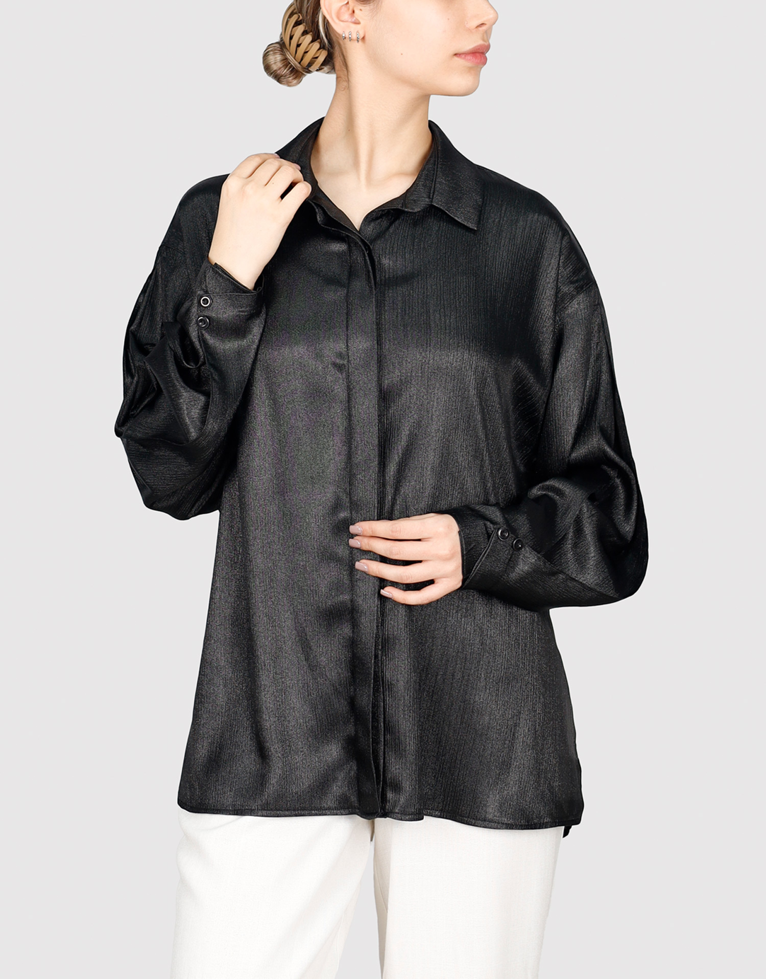 شومیز آستین پیلی دار مشکی