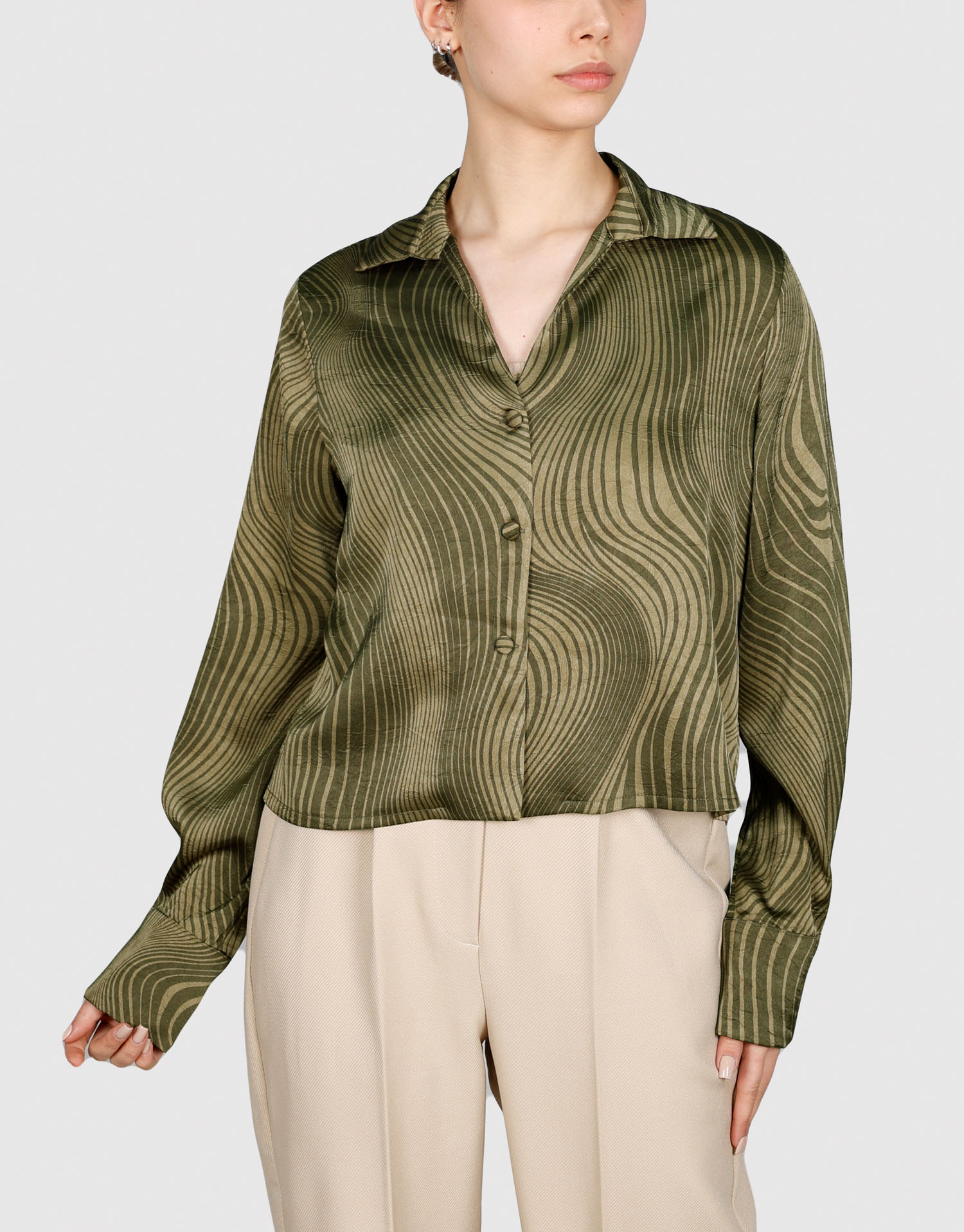 شومیز پشت پیله دار کرم سبز