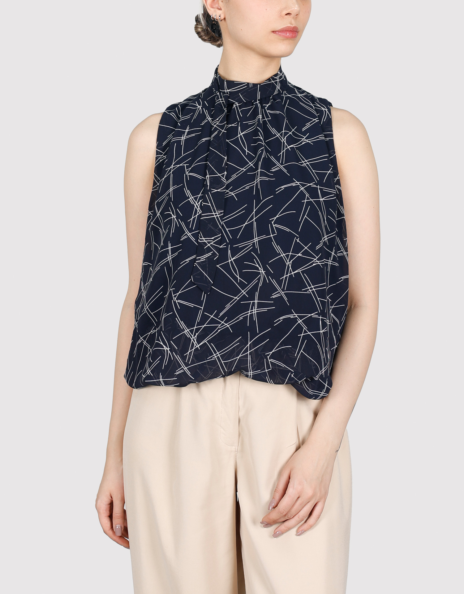 تاپ یقه کراواتی سرمه ای